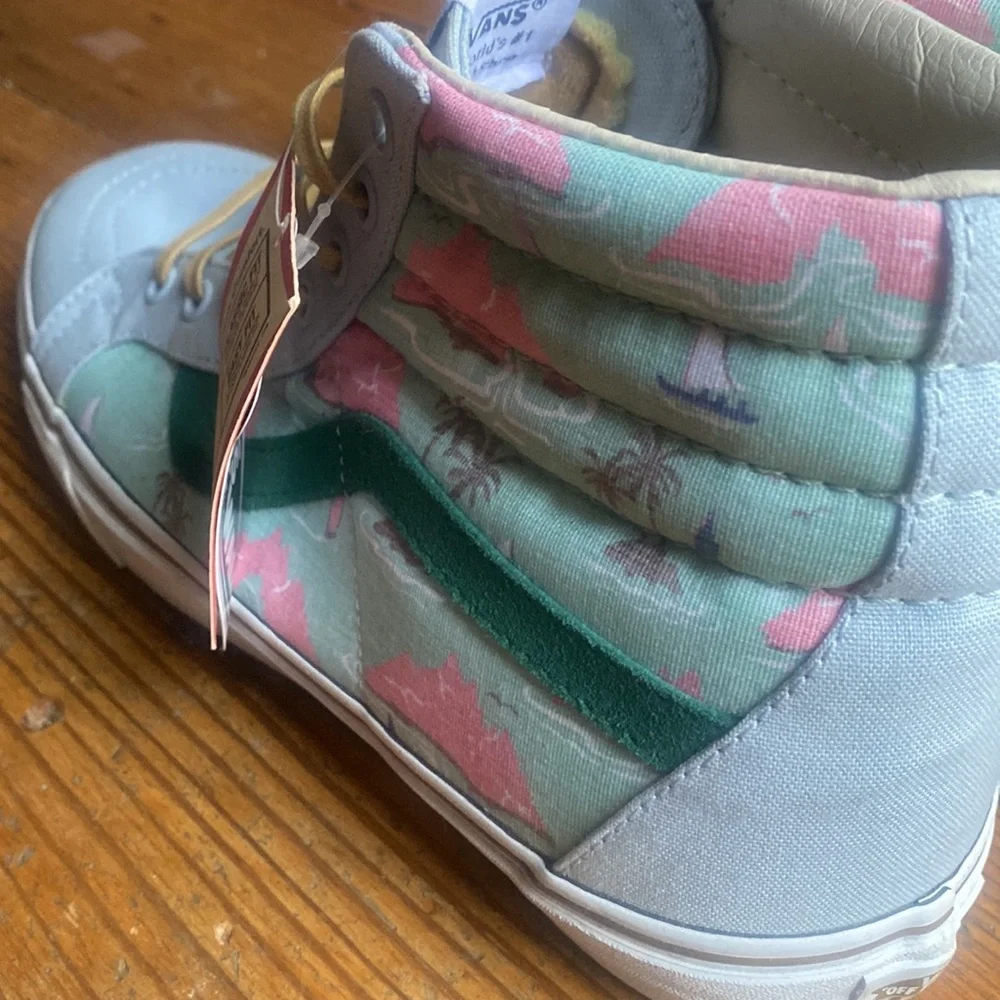Vans Dane Reynolds Aloha Sk8-Hi men’s 10 New with original box $65 - Picture 10 of 11